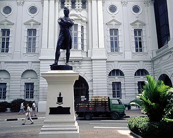 © Norbert Pousseur - Sir Raffles