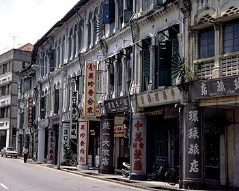 © Norbert Pousseur - Rue du vieux Singapour chinois