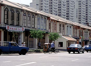 © Norbert Pousseur - Cyclo-pousse près de la vieille ville - Photographie Norbert Pousseur