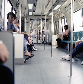 © Norbert Pousseur - Intérieur de métro