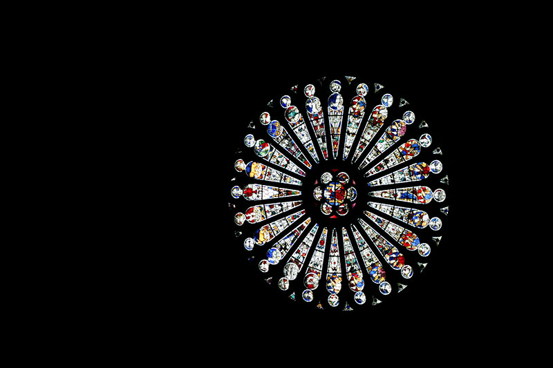 Rosace aux 24 aiguilles de la cathédrale d'Angers - © Norbert Pousseur 