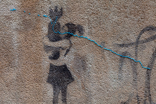 Graf de jeune fille avec une bombe - © Norbert Pousseur
