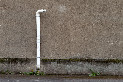 Tuyau de mur interrompu - © Norbert Pousseur