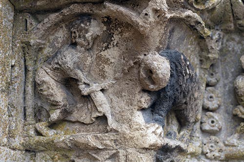 Sculpture de monteur d'ours à Avallon - © Norbert Pousseur