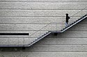 Passerelle le long des murailles - © Norbert Pousseur