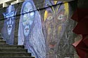 Graph'mur aux visages le long d'un escalier de lycée - Baden - © Norbert Pousseur