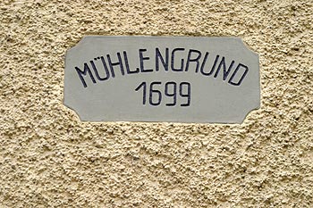 Inscription Mühlengrund 1699 sur mur de maison - Baden - © Norbert Pousseur