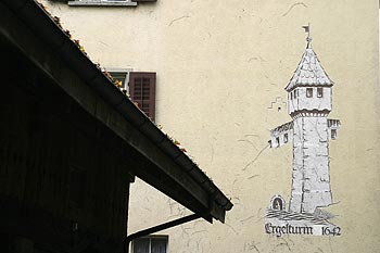 La porte de la ville, peinte sur un mur - Baden - © Norbert Pousseur