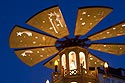 Ailes lumineuses de moulin de haut de manège - Bonn - © Norbert Pousseur