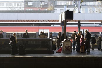 Quai de la gare - Bonn - © Norbert Pousseur