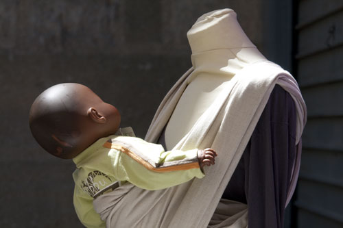 Enfant à la mère sans visage  - Bordeaux - © Norbert Pousseur