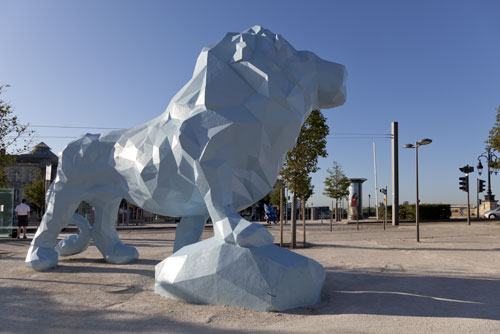 pousseur lion