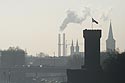 Bâtiments contemporains et anciens se profilant dans le ciel  - Cologne - Koeln - © Norbert Pousseur