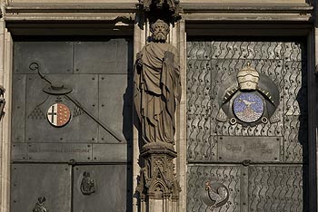 Haut des portails  de la cathédrale - Cologne_ Koeln - © Norbert Pousseur