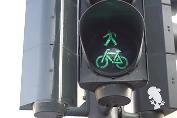 Feu vert pour les cyclistes - Cologne - Koeln - © Norbert Pousseur