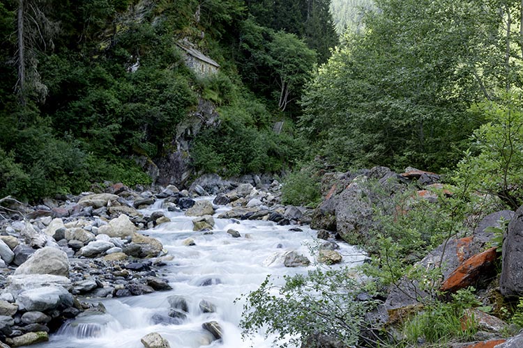 Notre-Dame de la Gorge : La Sainte Chapelle© Norbert Pousseur Notre-Dame de la Gorge : La Sainte Chapelle© Norbert Pousseur