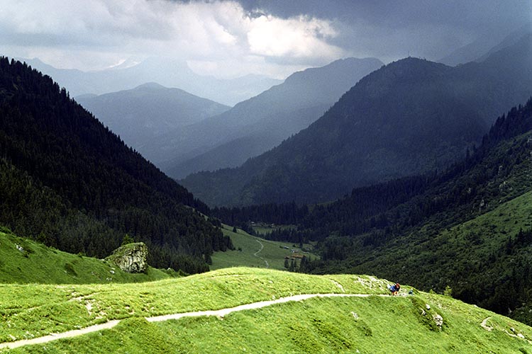 Le val de la Balme et au-delà, le val Montjoie © Norbert Pousseur