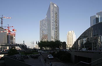 Panorama de l'arrière du Cnit - La Défense - © Norbert Pousseur
