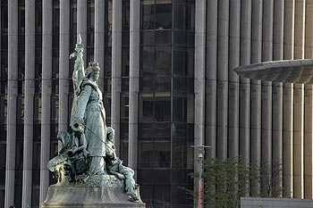 Monument aux Défenseurs de Paris de Louis Ernest Barrias - La Défense - © Norbert Pousseur