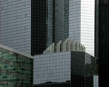 Tels des remparts de verre - La Défense - © Norbert Pousseur