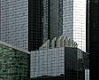 © Norbert Pousseur - Quartier La Défense - Paris - Tels des remparts de verre sur l'esplanade de la Défense