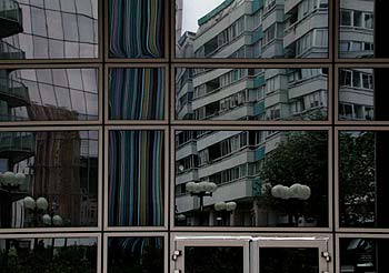 Murs en reflets - La Défense - © Norbert Pousseur