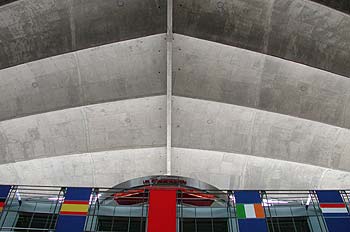 Plafond d'entrée du CNIT - La Défense - © Norbert Pousseur
