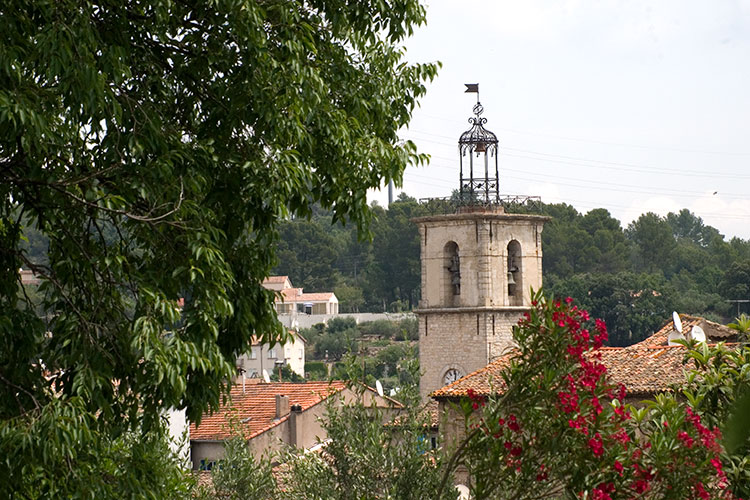 Le clocher de Trans en Provence et son campaniole © Norbert Pousseur Le clocher de Trans en Provence et son campaniole © Norbert Pousseur