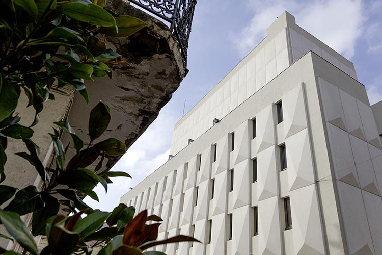 Façade moderne du Théâtre de Draguyignan - © Norbert Pousseur