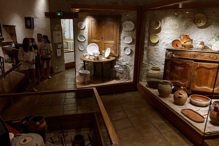 Pots et plats du quotidien au Musée des ATP de Draguignan © Norbert Pousseur