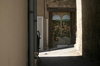 Peinture murale aux Arcs sur Argens - © Norbert Pousseur