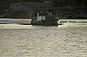 Bateau de plaisance remontant le Rhône - Lyon- © Norbert Pousseur