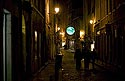 Globe bleu dans une ruelle - Lyon - © Norbert Pousseur