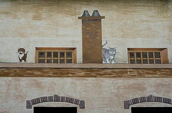 Chats sur toit, détail de fresque des magasins généraux - Lyon- © Norbert Pousseur