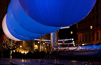 Ballons dans leur phase bleue - Lyon - © Norbert Pousseur