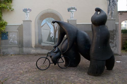Sans les petites roues de Jean Louis Toutain (sculpture complète) - Mulhouse - © Norbert Pousseur