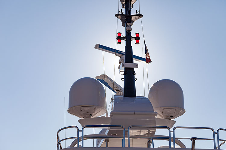 Mat de yacht - Nice - © Norbert Pousseur