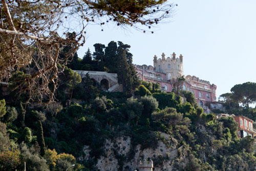 Villa Kitch dans les falaises - Nice - © Norbert Pousseur Villa Kitch dans les falaises - Nice - © Norbert Pousseur