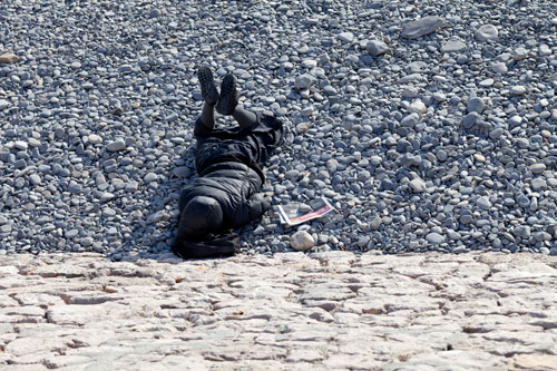 Allongée dans la détent  - Nice - © Norbert Pousseur