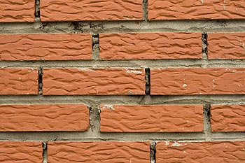 Récentes briques rouges, structurées - Rebecq en Belgique - © Norbert Pousseur