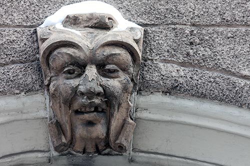 Tête à la bouche édentée - Riga - © Norbert Pousseur Tête à la bouche édentée - Riga - © Norbert Pousseur