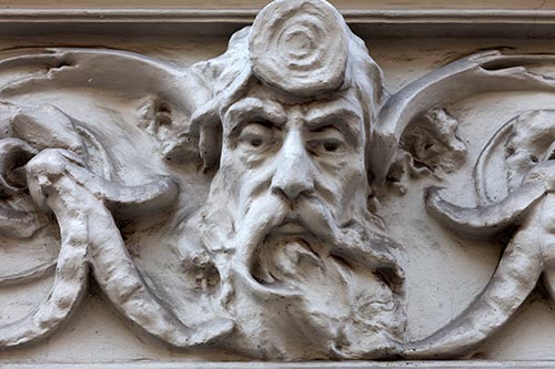 Tête à la grande moustache - Riga - © Norbert Pousseur Tête à la grande moustache - Riga - © Norbert Pousseur