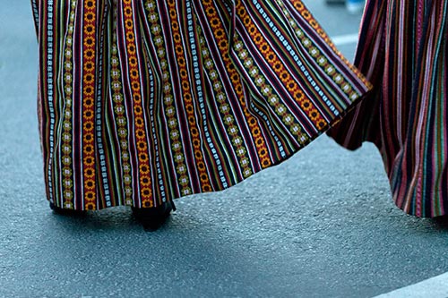 Robes traditionnelles - Riga - © Norbert Pousseur Robes traditionnelles - Riga - © Norbert Pousseur