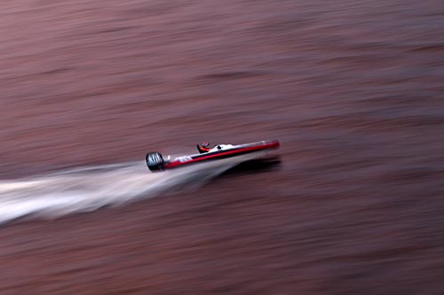 Hord-bord glissant sur la Daugava - Riga - © Norbert Pousseur