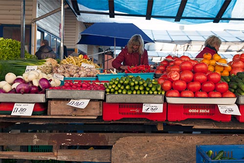 Marchande de légumes - Riga - © Norbert Pousseur