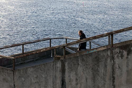 Passant sur un escalier - Riga - © Norbert Pousseur