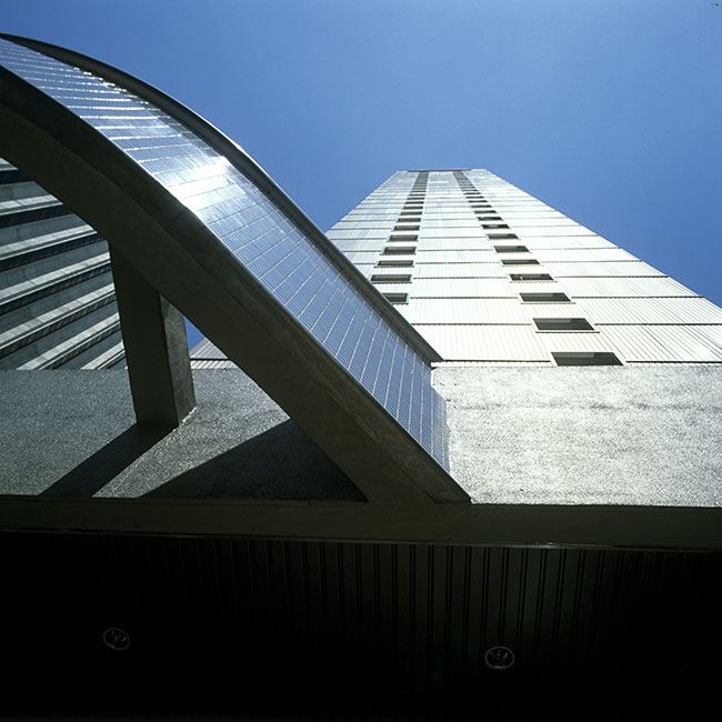 Detail of a building terrace on a Singapore street - © Norbert Pousseur Detail of a building terrace on a Singapore street - © Norbert Pousseur