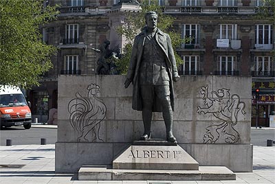 Statue d'Albert 1er roi des belges - St Quentin dans l'Aisne - © Norbert Pousseur
