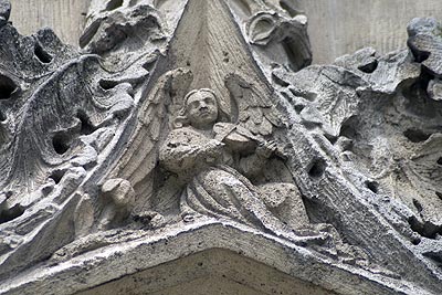 Ange jouant de la mandoline - St Quentin dans l'Aisne - © Norbert Pousseur