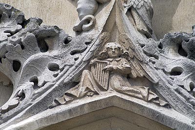 Ange jouant de la cithare - St Quentin dans l'Aisne - © Norbert Pousseur